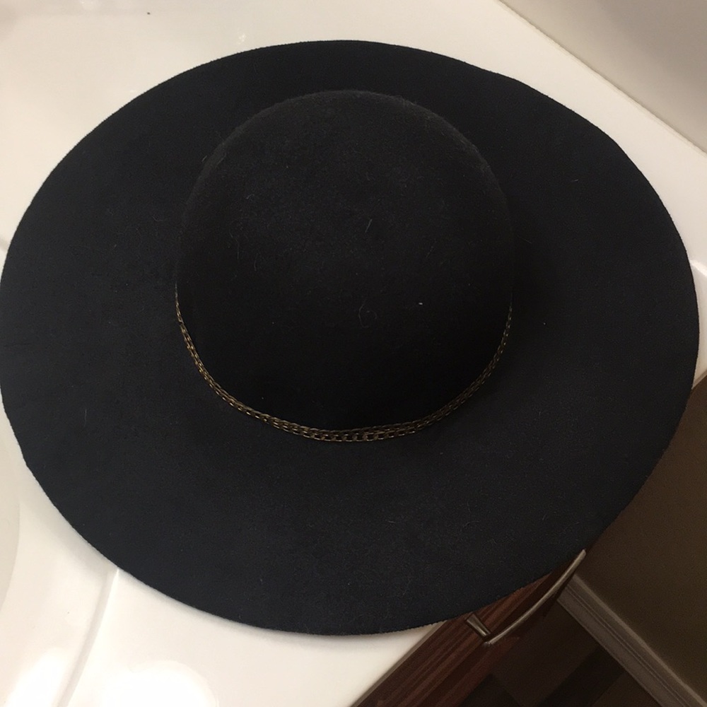 Bebe Hat